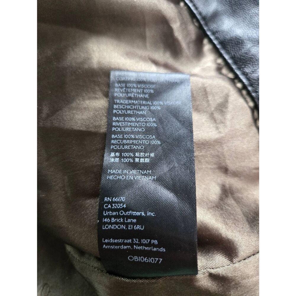 Urban Outfitters Nadia Faux Leather Car Coat Size Medium Black Oversized - Picture 10 of 10